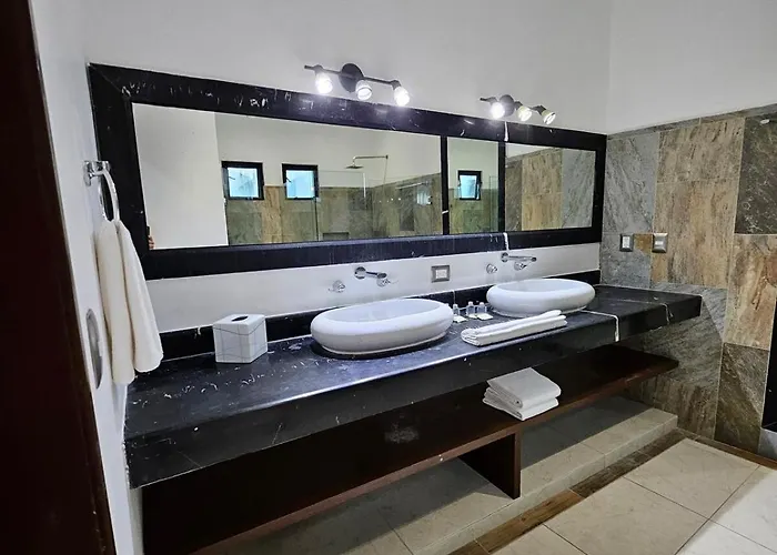 Live The Life Luxury, Location And Total Comfort Playa del Carmen