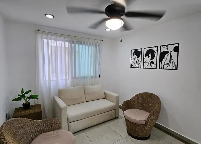Live The Life Luxury, Location And Total Comfort *